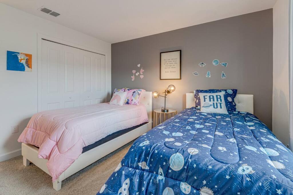 Newly Listed Townhouse Storey Lake, Free Waterpark Kissimmee Esterno foto