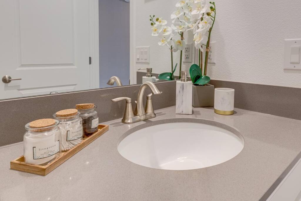Newly Listed Townhouse Storey Lake, Free Waterpark Kissimmee Esterno foto